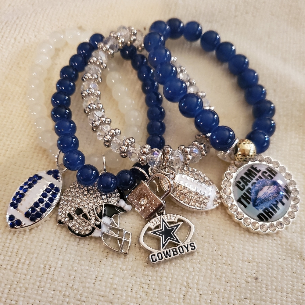 Bracelets - Picture 2 of 4